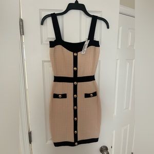 Beautiful and schick two piece set! Stunning gold details. NWT